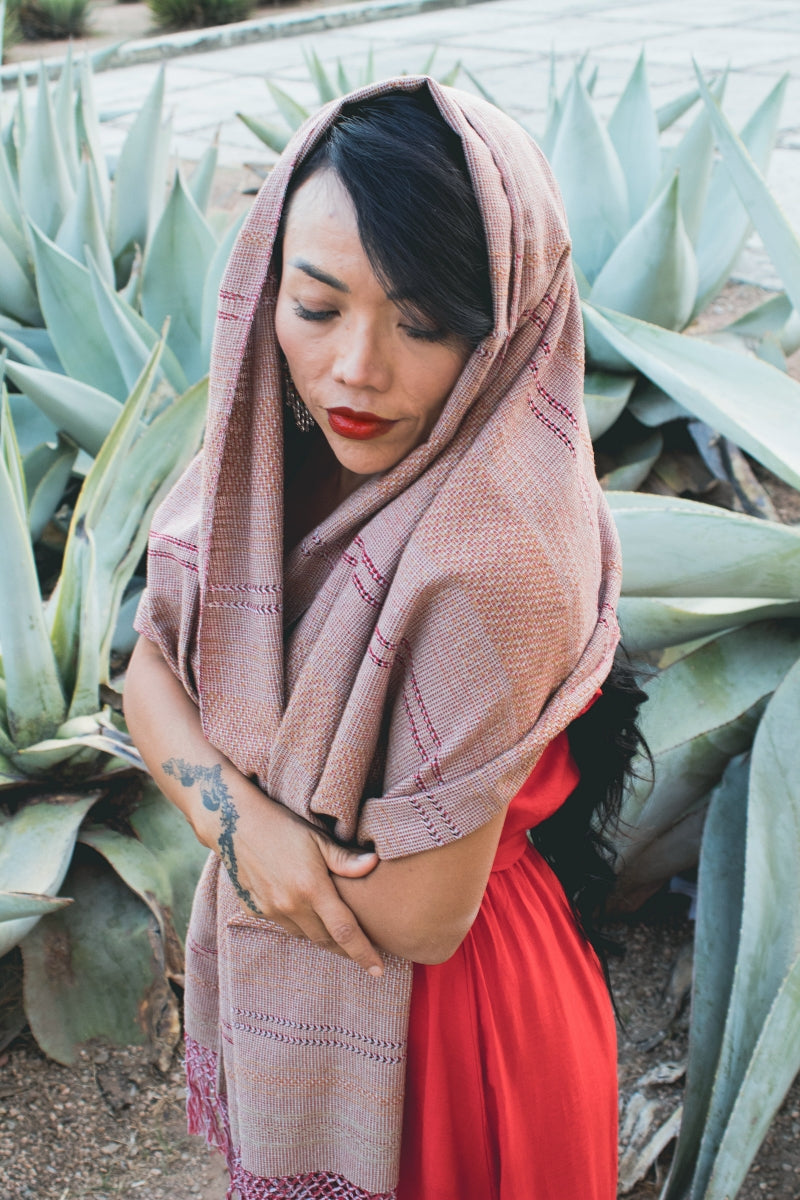 Rebozo "Petalo Gris"