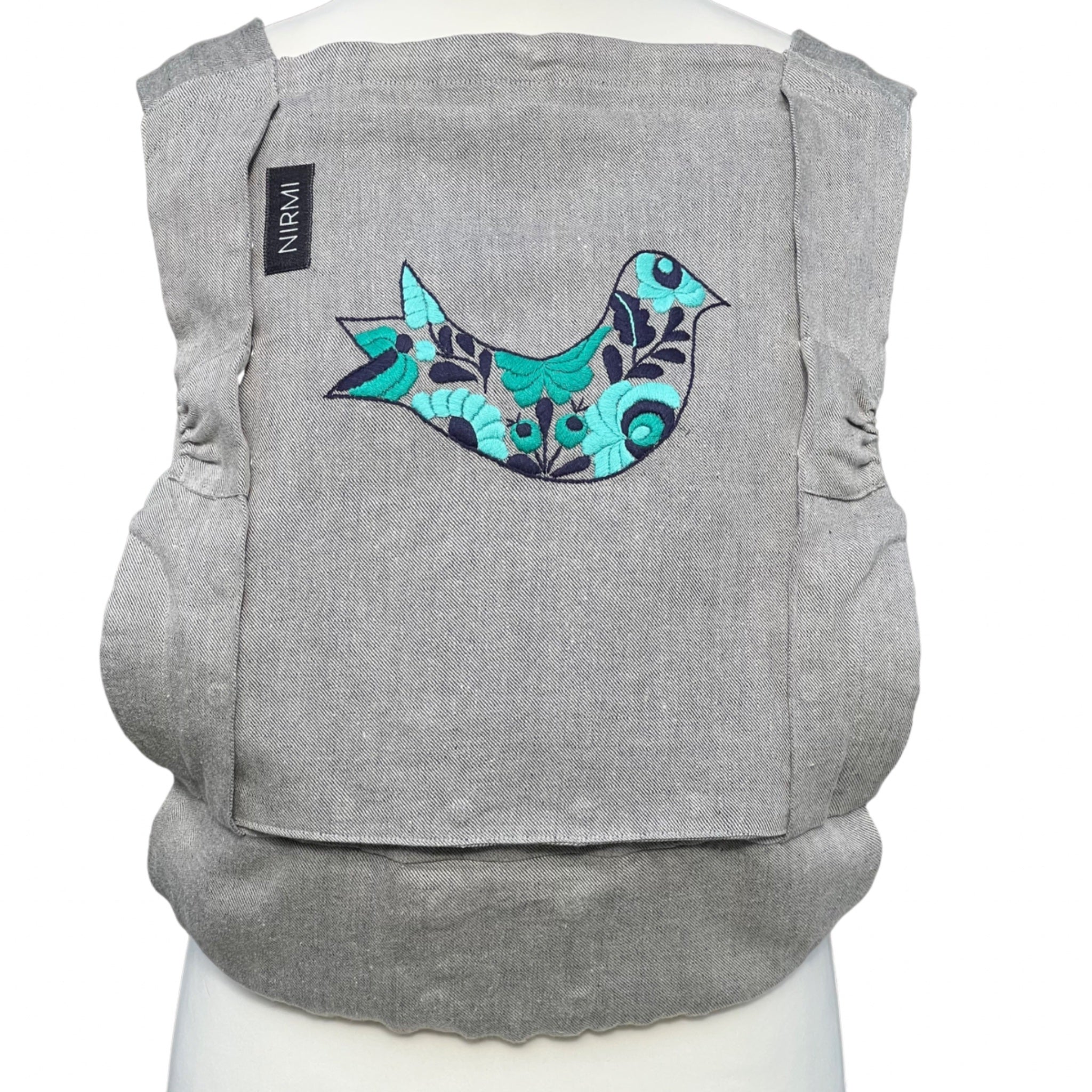 NIRMI Babytrage aus Leinen & Wolle, mit Patch "Matyó Vogel“ (Ungarn)